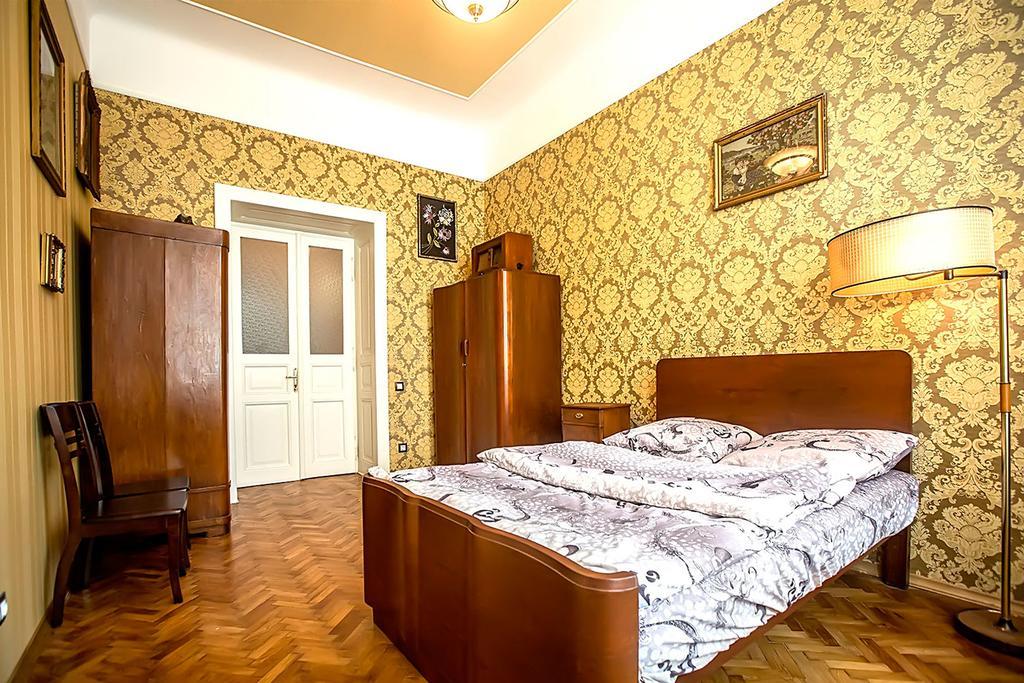 Gorgeous Apartments In Historical Center Of Lvov Exteriör bild